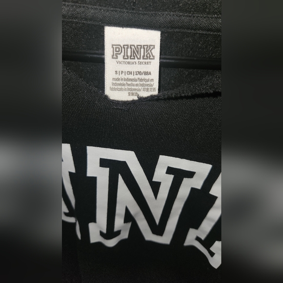 PINK HOODIE!! - Picture 2 of 4